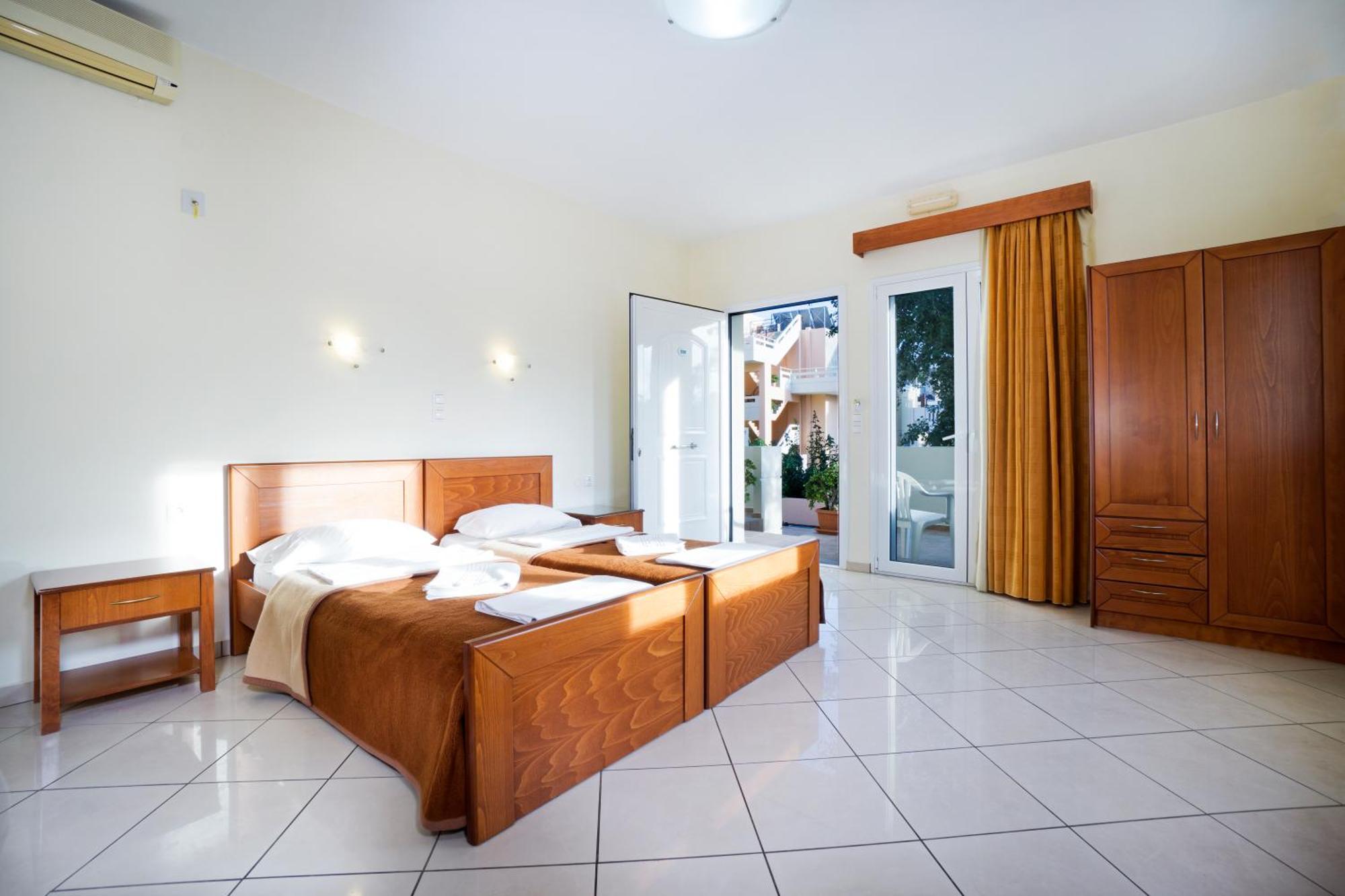 Aparthotel Georgina Agia Marina Esterno foto