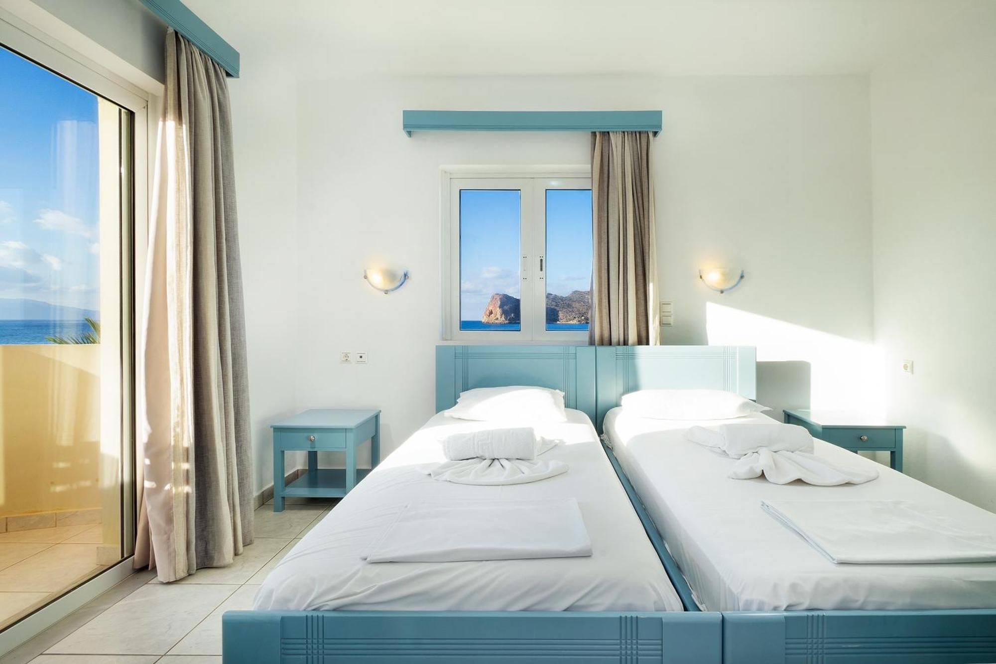 Aparthotel Georgina Agia Marina Esterno foto